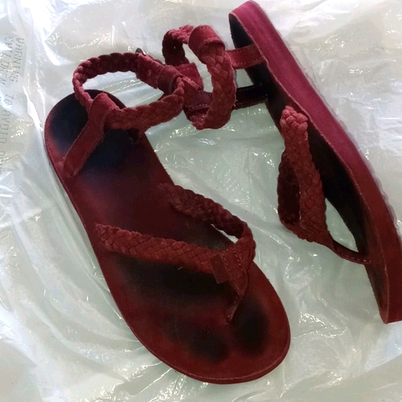 Teva maroon ankle strap outdoor foam sandals 9 - Picture 1 of 7